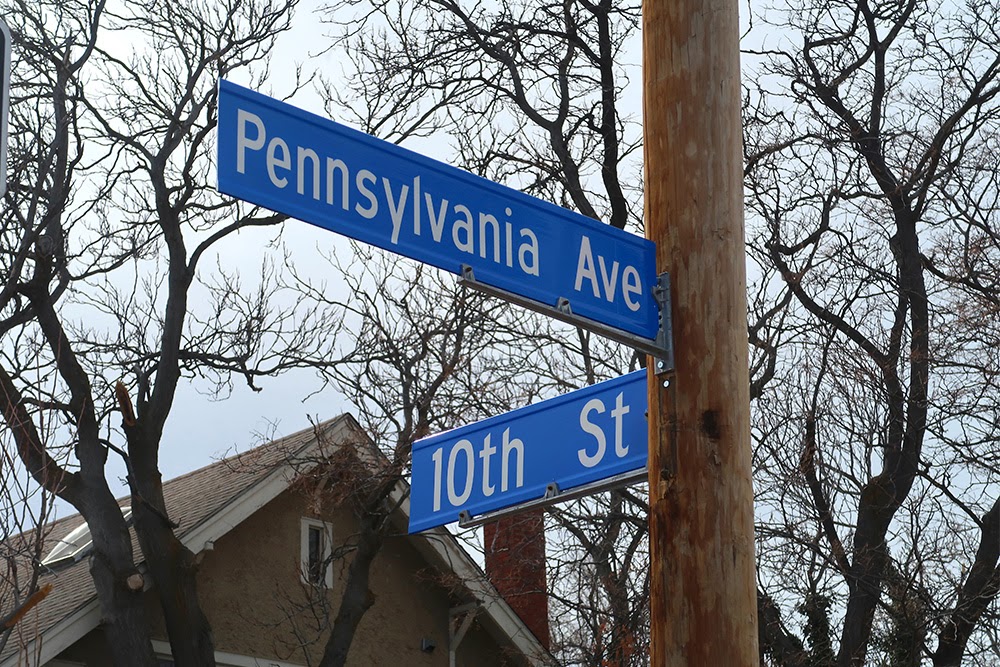 Road sign Boulder road sign